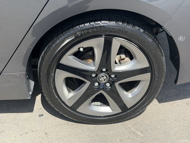 Used 2019 Toyota Prius Limited FWD image 8