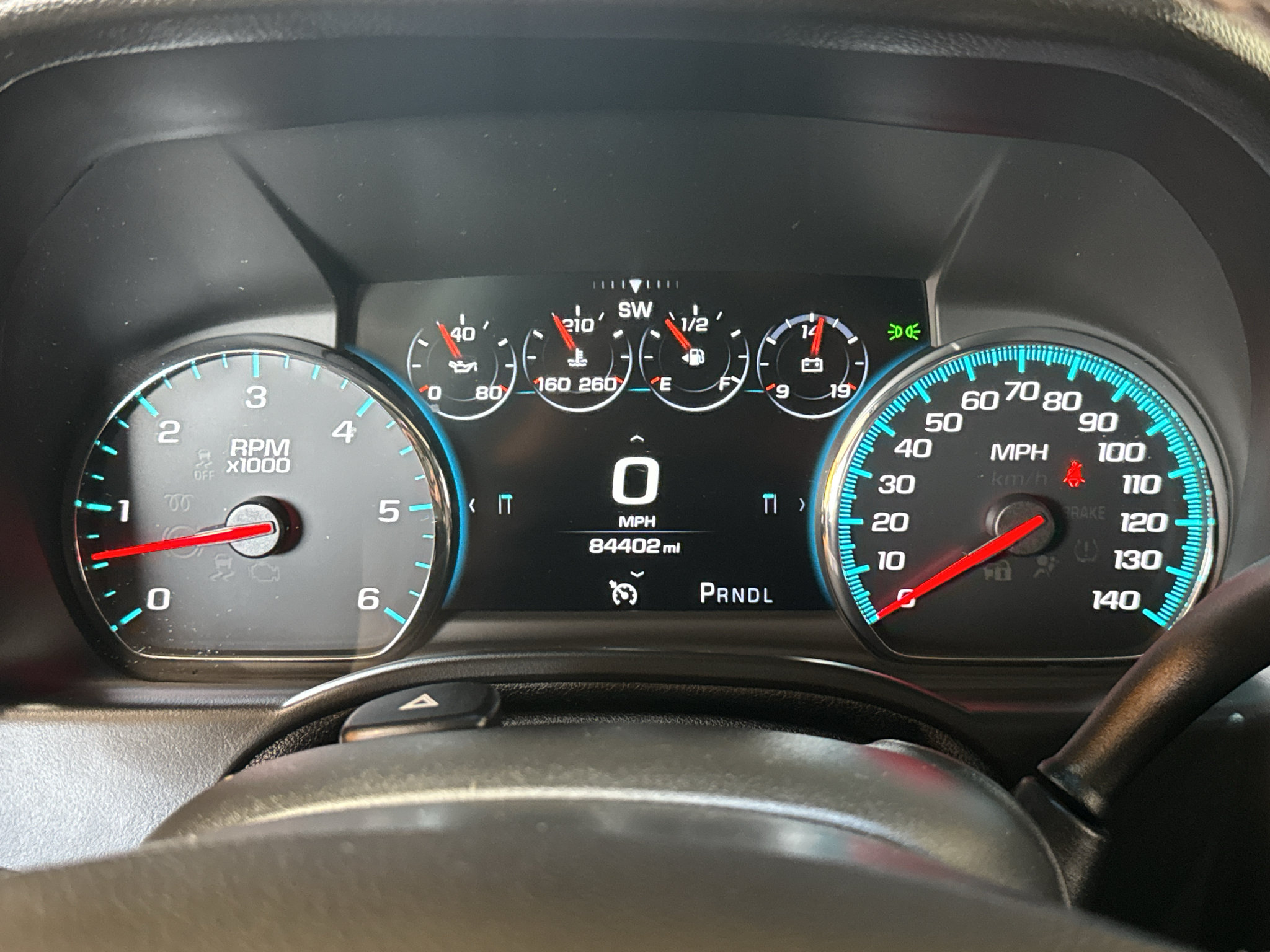 Used 2020 Chevrolet Suburban Premier AWD/4WD image 30