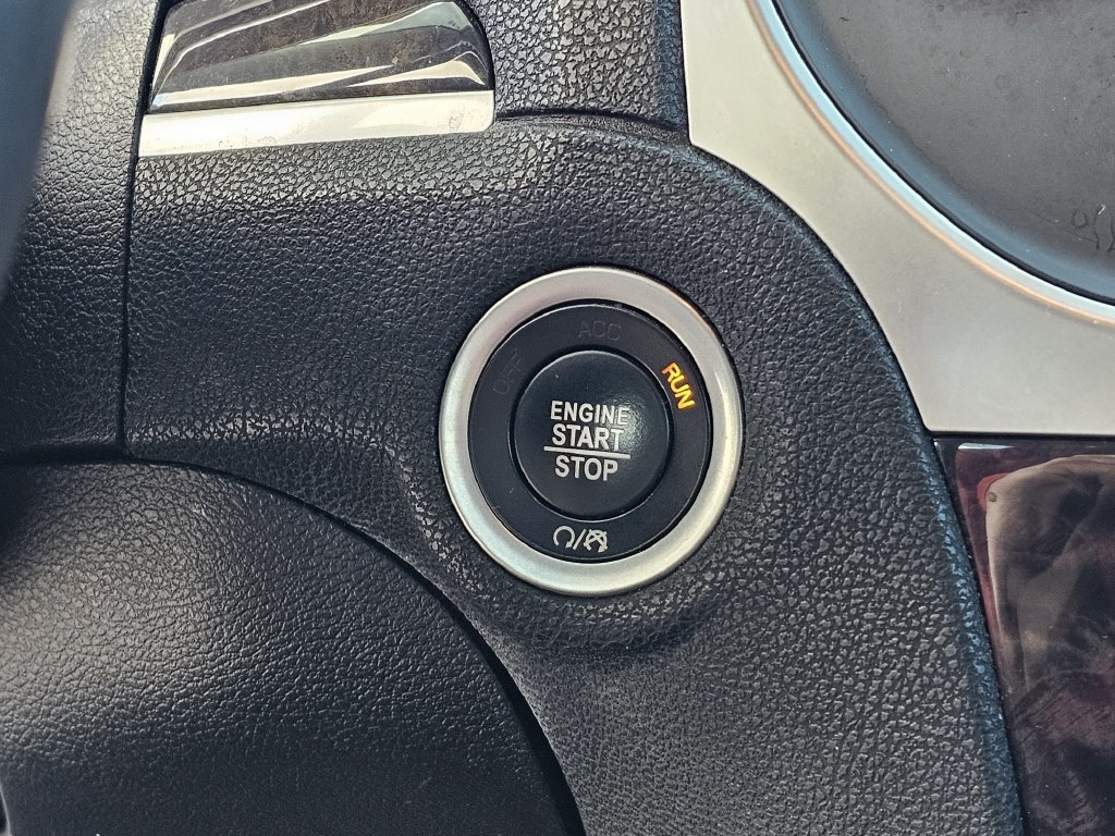 Used 2018 Chrysler 300 Limited w/ Safetytec Plus Group RWD image 22