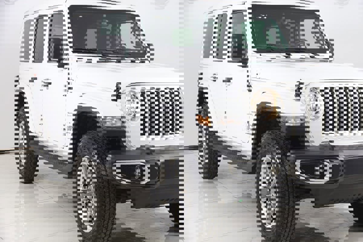 Used 2022 Jeep Wrangler Unlimited Sahara w/ Cold Weather Group image 40