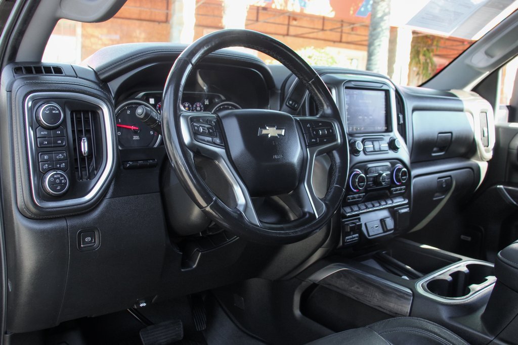 Used 2020 Chevrolet Silverado 2500 LTZ w/ LTZ Premium Package image 18