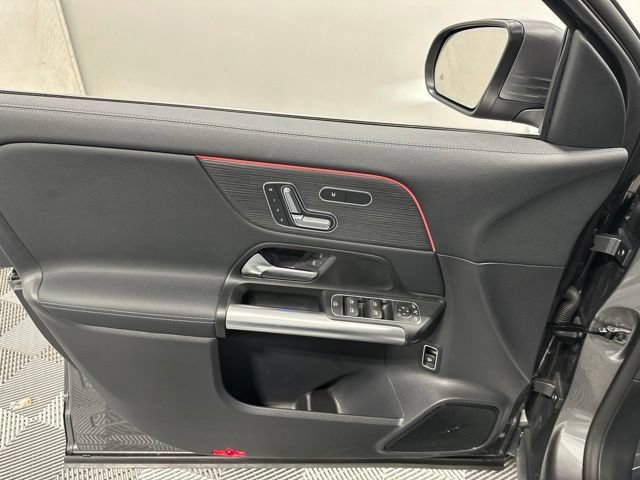 Used 2026 Mercedes-Benz GLA 250 4MATIC image 14