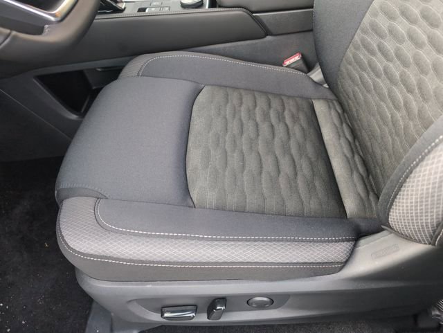 New 2025 Nissan Pathfinder SV w/ Black Appearance Package image 23