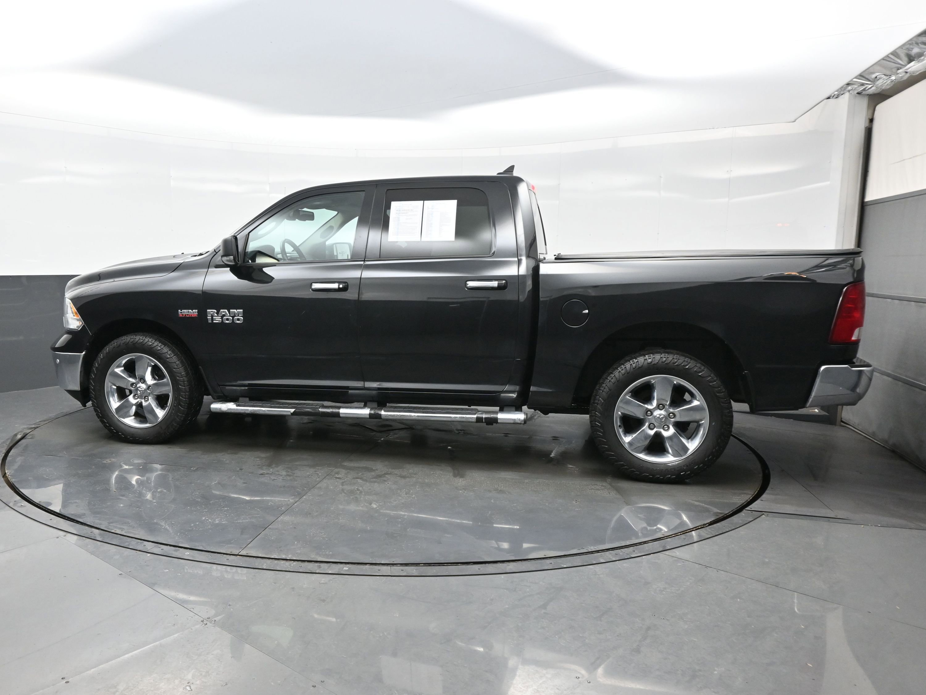 Used 2018 RAM 1500 Big Horn image 3