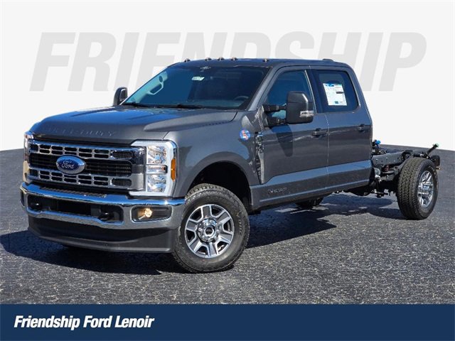 New 2025 Ford F350 XLT w/ XLT Value Package