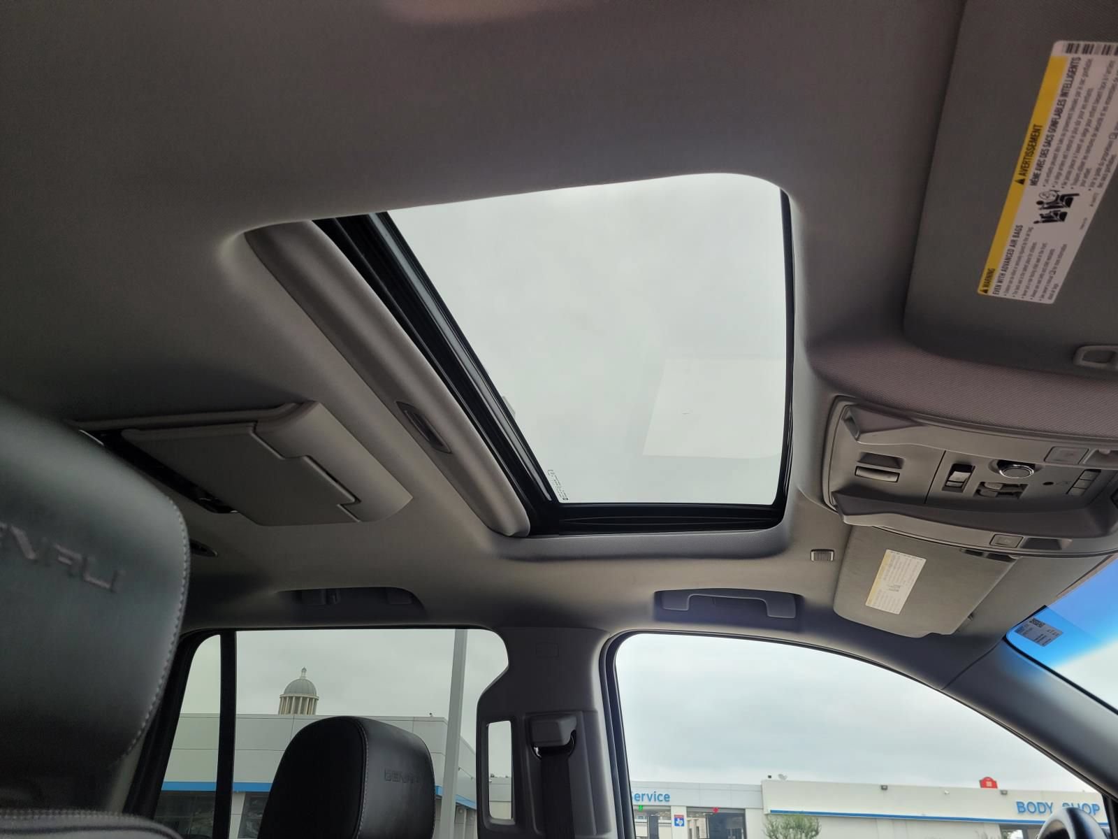 Used 2019 GMC Yukon Denali w/ Denali Ultimate Package RWD image 12