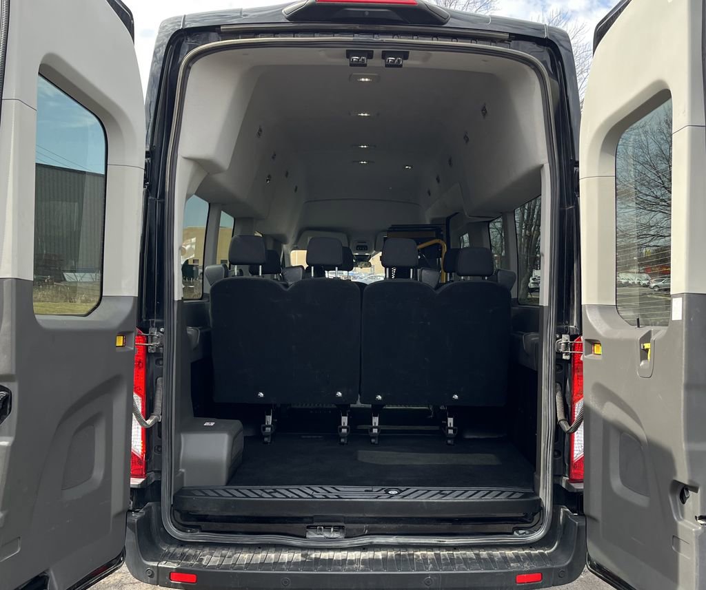 Used 2021 Ford Transit 350 XLT image 28
