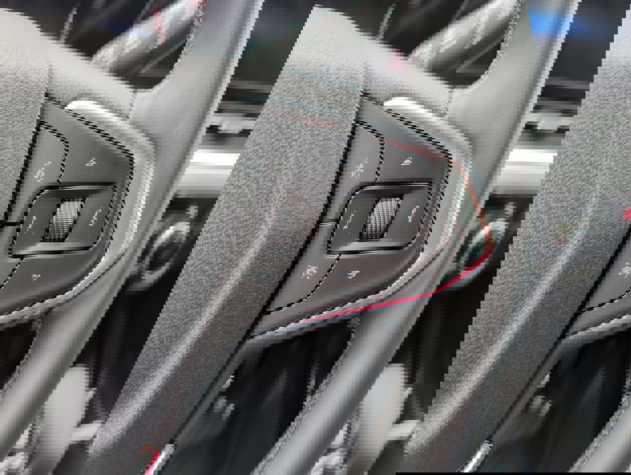 New 2026 Chevrolet Trax LT w/ Driver Confidence Package image 17