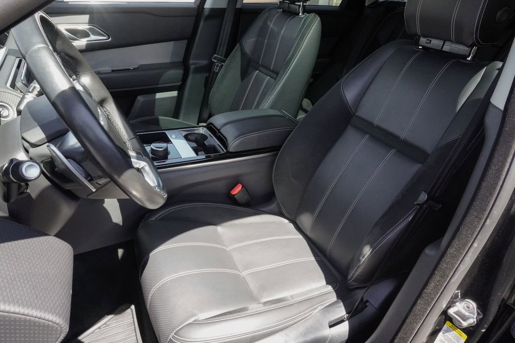 Used 2018 Land Rover Range Rover Velar R-Dynamic SE AWD/4WD image 20