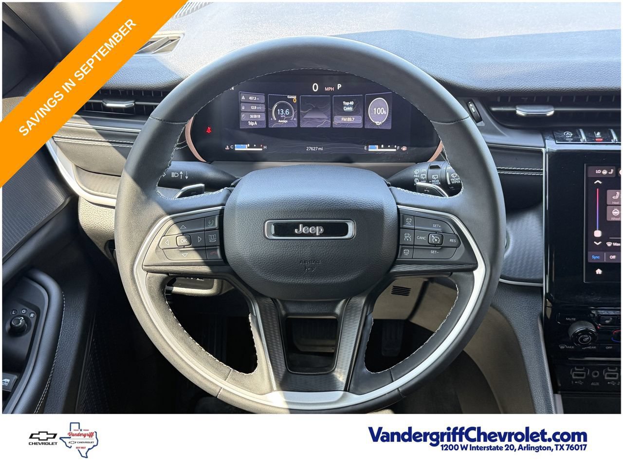 Used 2023 Jeep Grand Cherokee Altitude RWD image 10