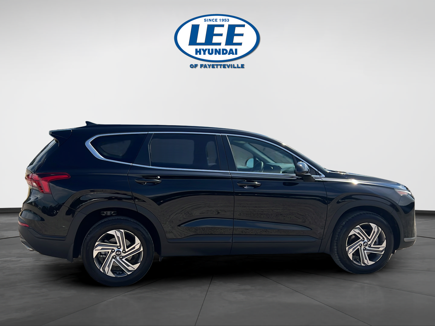 Certified 2023 Hyundai Santa Fe SE FWD image 6