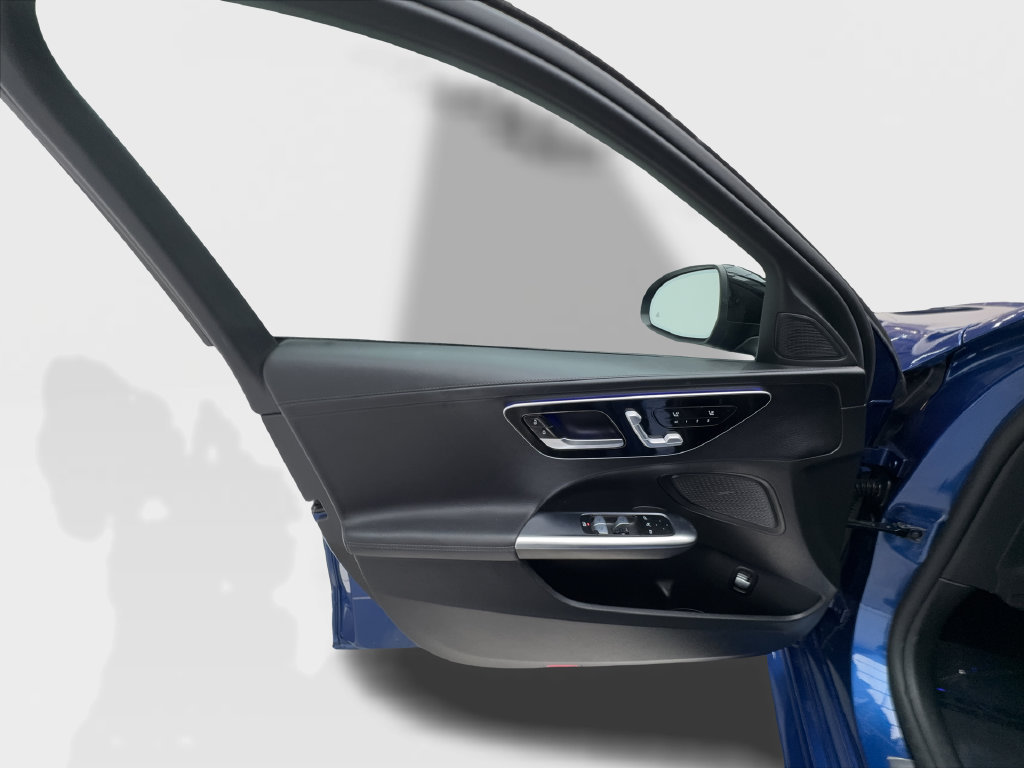 Used 2023 Mercedes-Benz C 300 Sedan image 36