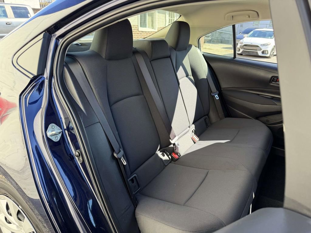 Used 2023 Toyota Corolla LE image 11