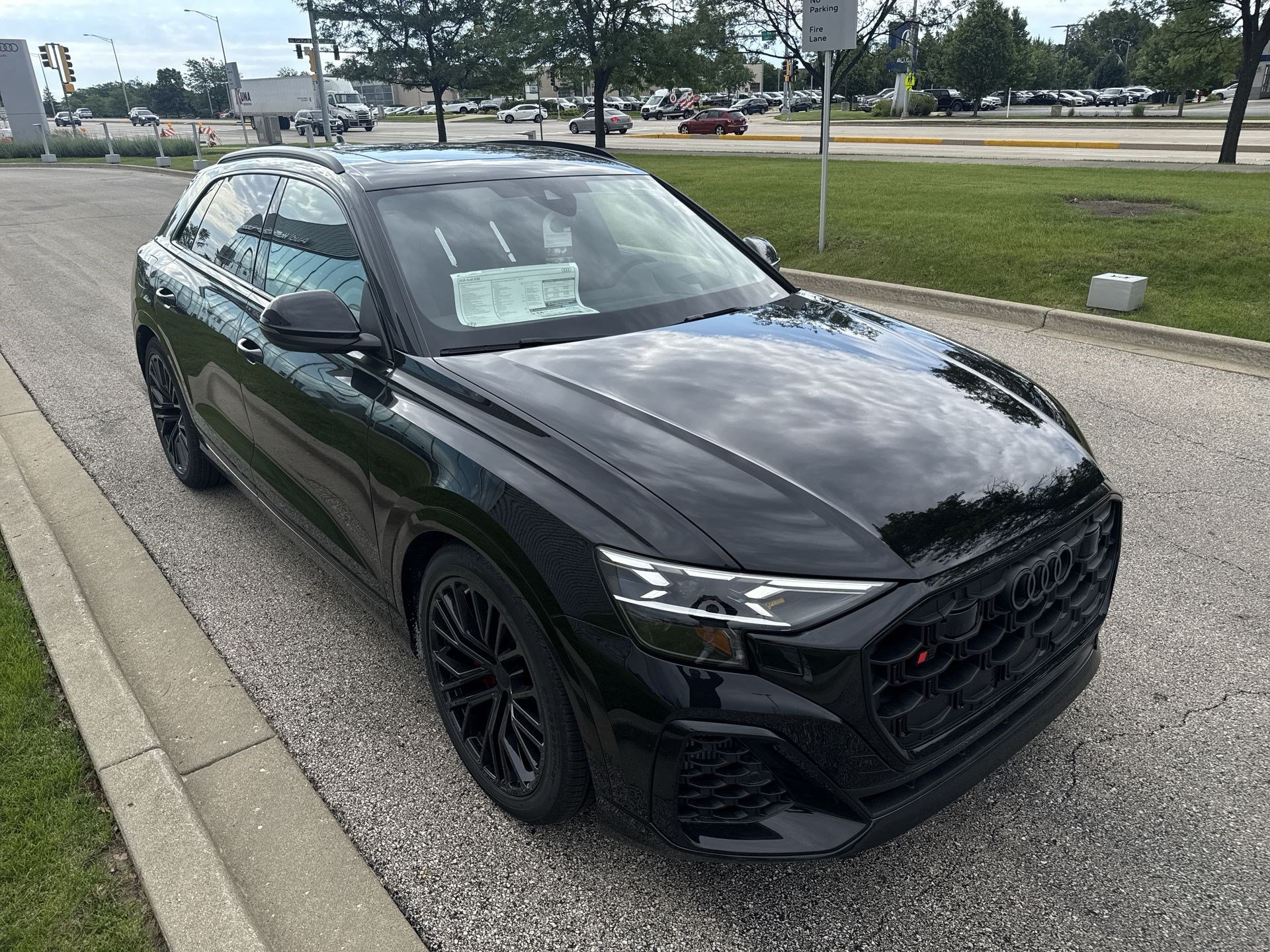 New 2026 Audi SQ8 Prestige AWD/4WD image 28