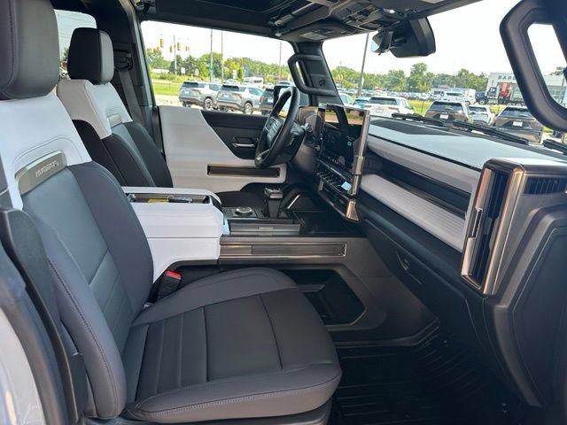 Used 2025 GMC Hummer EV 3X AWD/4WD image 18
