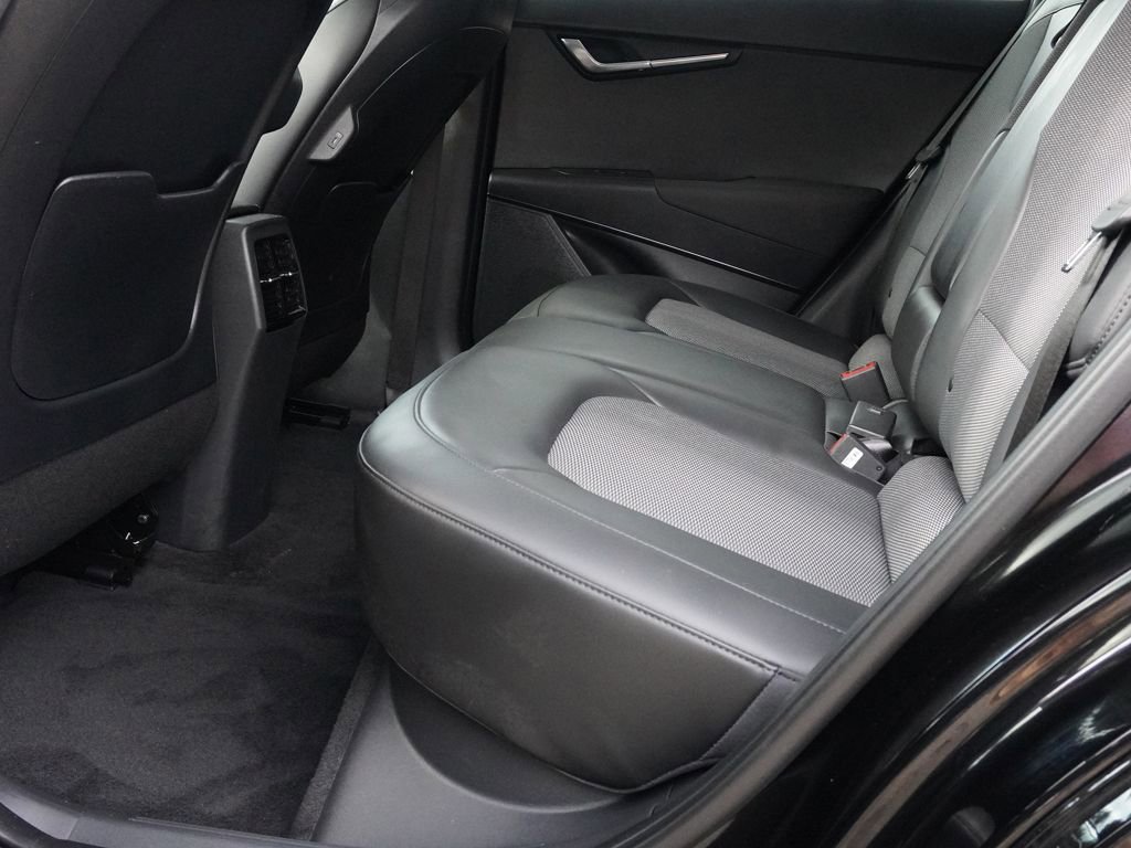 Used 2025 Kia Niro Wind w/ Wind Preserve Package FWD image 28