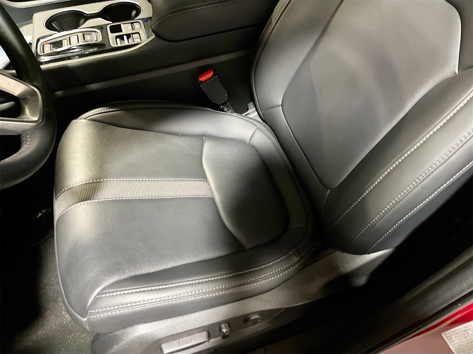 Used 2025 Honda Pilot EX-L image 19