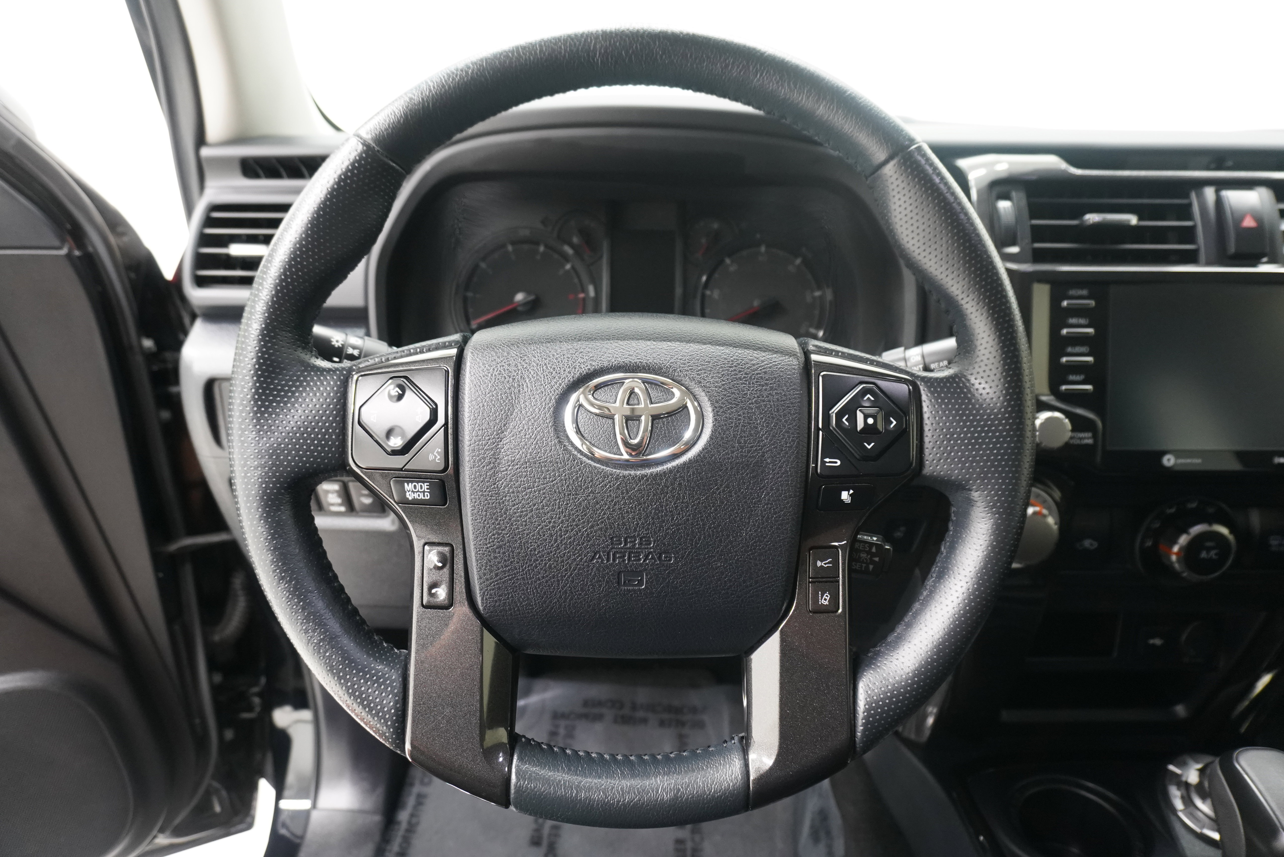 Used 2023 Toyota 4Runner 40th Anniversary SE AWD/4WD image 17