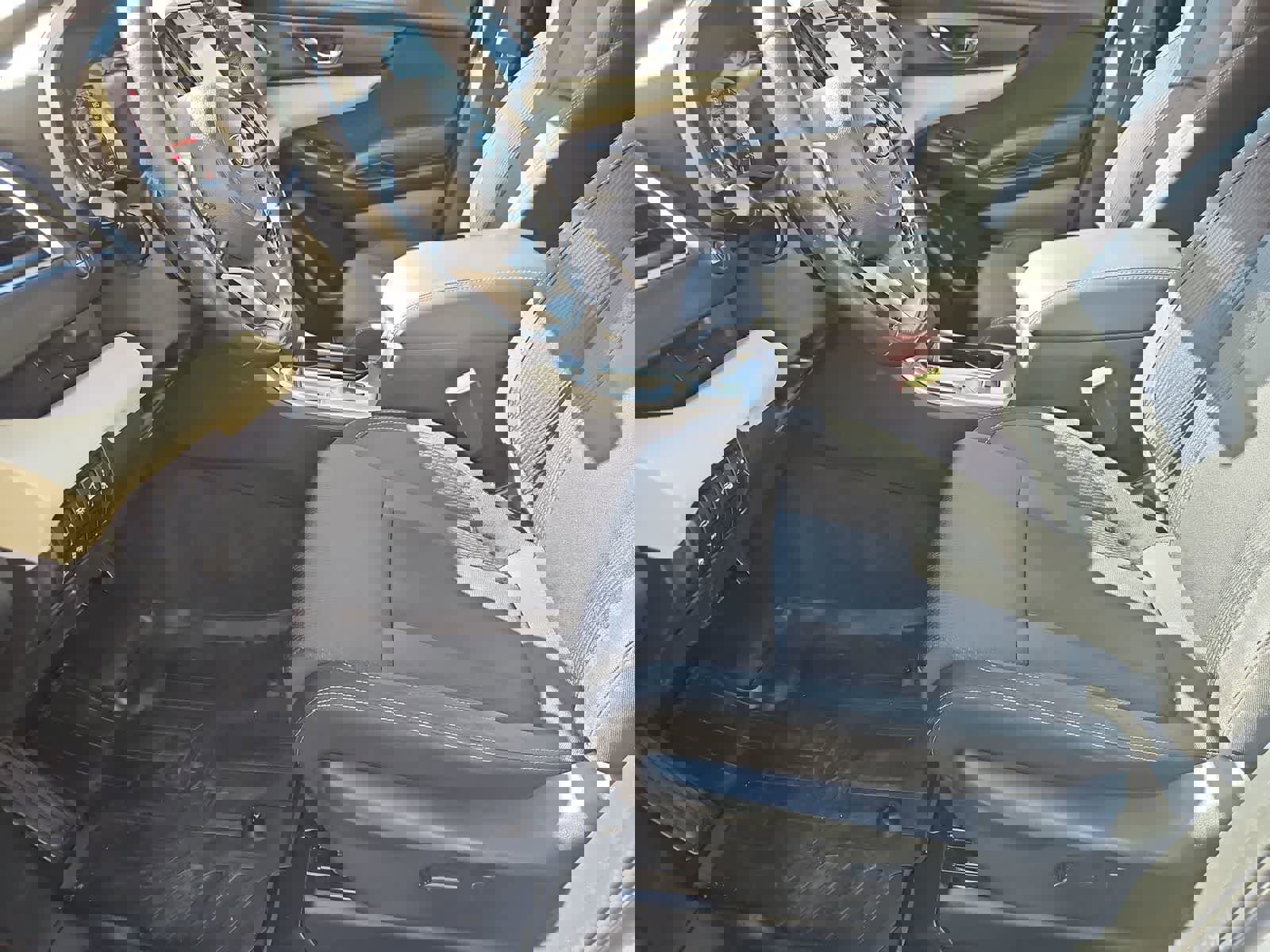 Used 2021 Subaru Ascent Premium w/ Convenience Package image 16