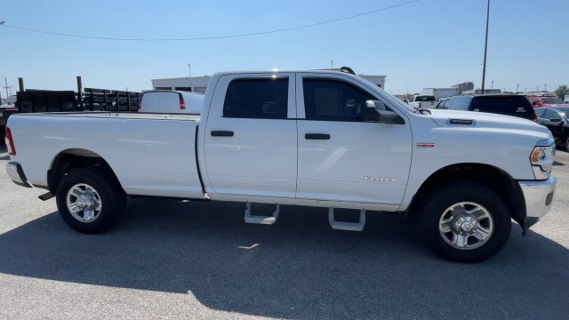 Used 2021 RAM 3500 Tradesman w/ Chrome Appearance Group AWD/4WD image 3