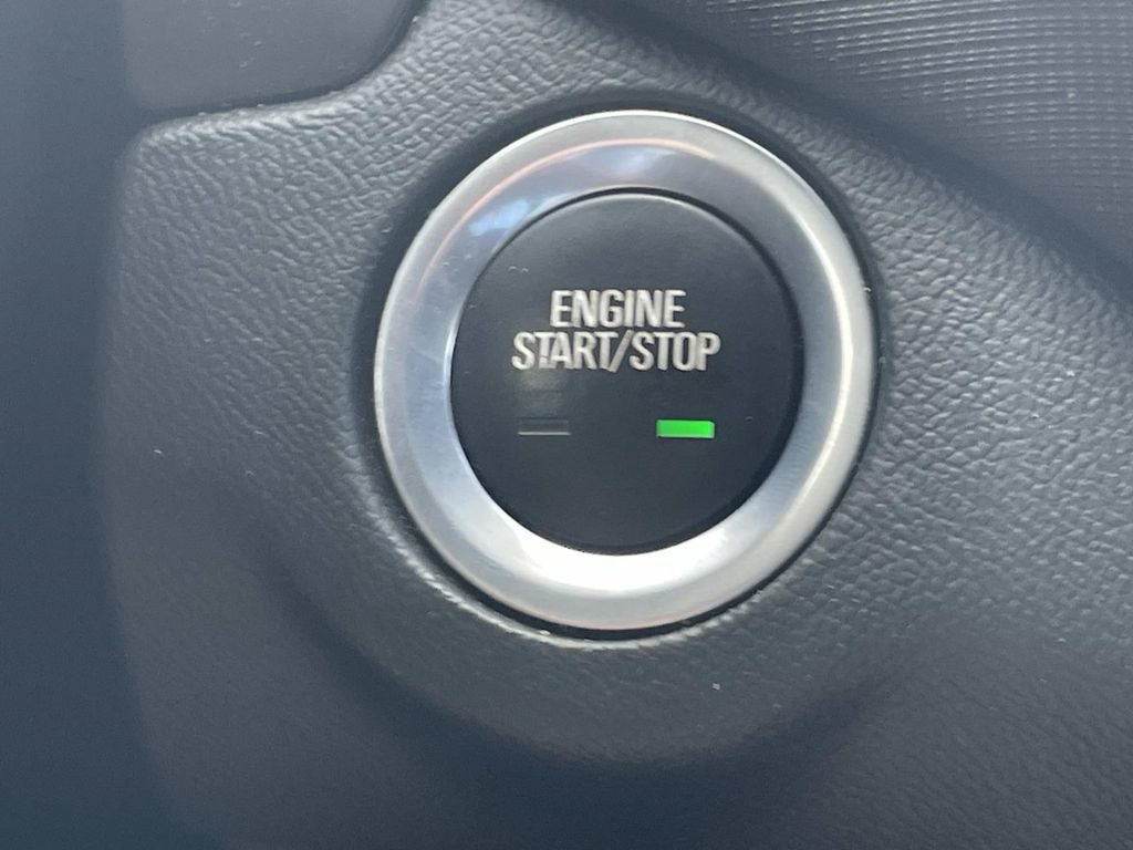 Used 2023 Chevrolet Equinox RS w/ RS Leather Package FWD image 21