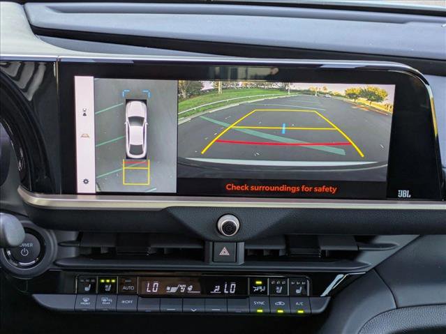 Used 2023 Toyota Crown Platinum image 14