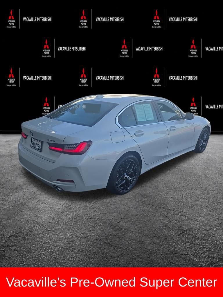 Used 2025 BMW 330i xDrive Sedan AWD/4WD image 3