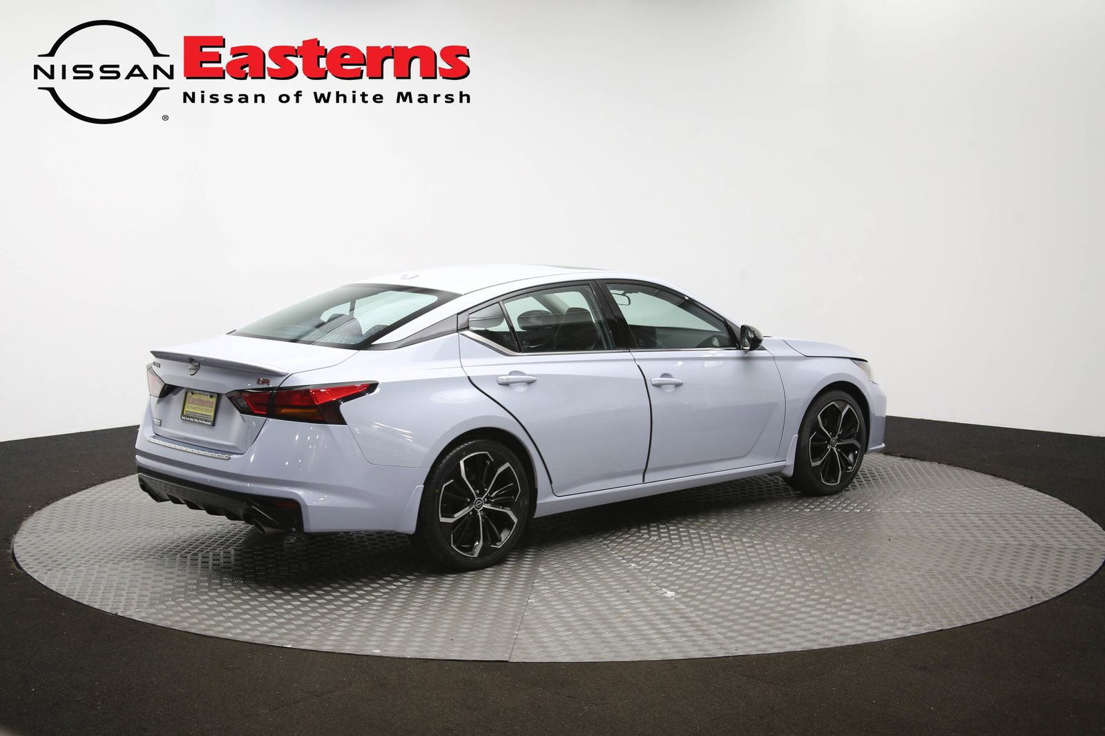 Used 2023 Nissan Altima 2.5 SR w/ SR Premium Package FWD image 41