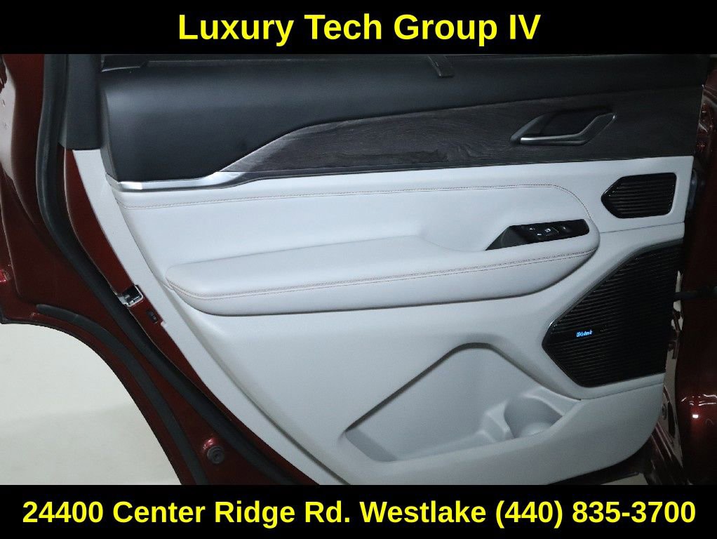 Used 2021 Jeep Grand Cherokee L Overland w/ Luxury Tech Group IV AWD/4WD image 13