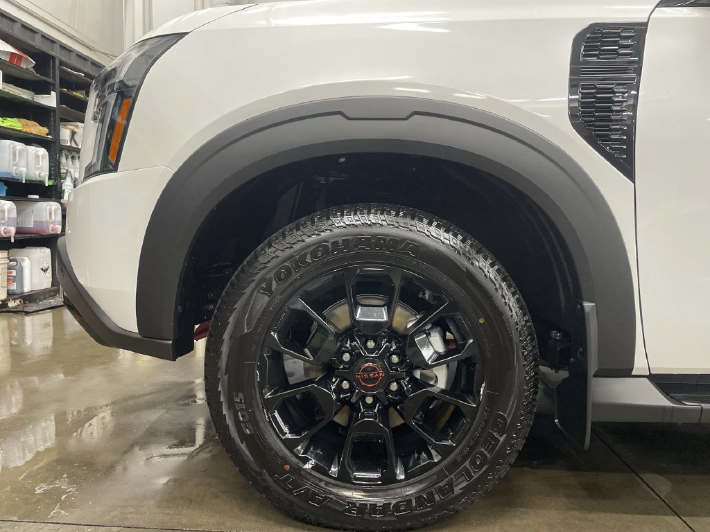 New 2026 Nissan Armada PRO-4X w/ Captain's Chari Seat Package AWD/4WD image 10