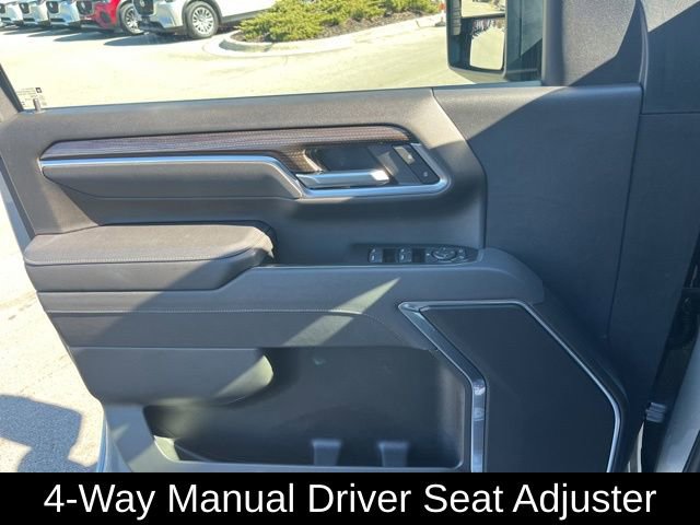 Used 2025 Chevrolet Silverado 2500 LT w/ Convenience Package image 11