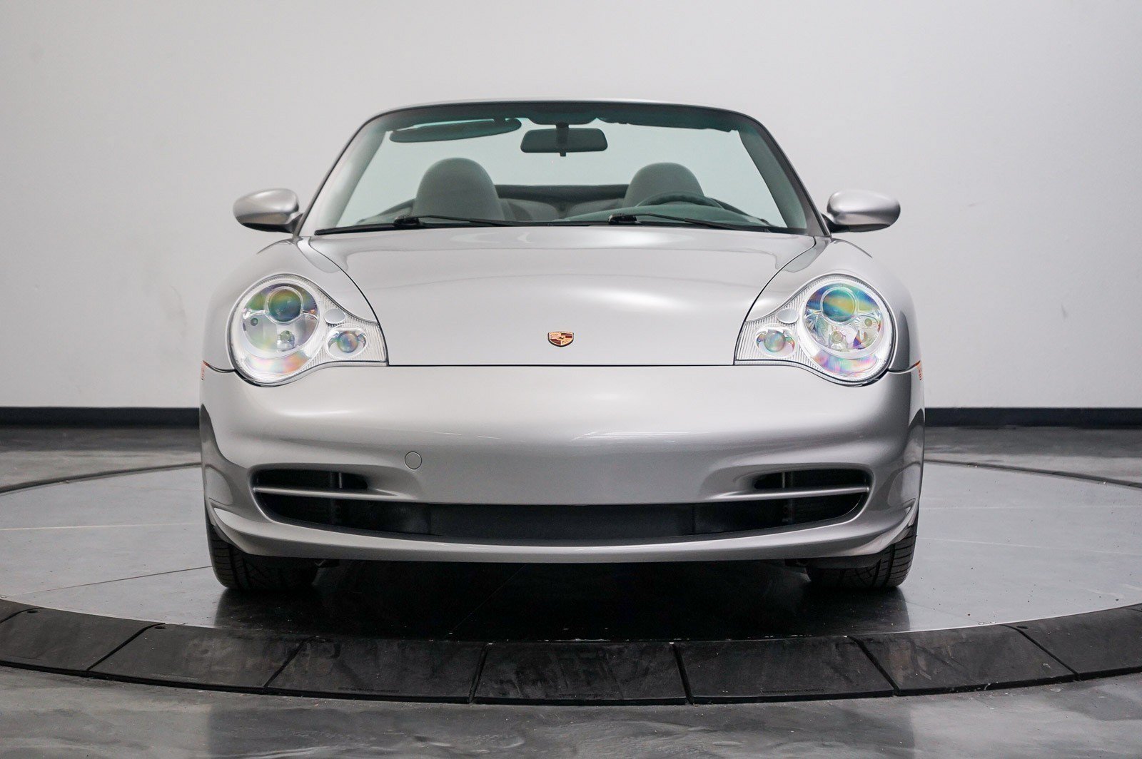 Used 2003 Porsche 911 Carrera RWD image 16