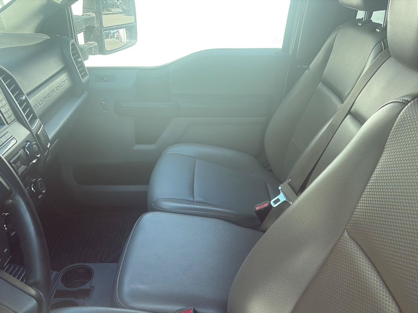 Used 2017 Ford F250 XL w/ Power Equipment Group RWD image 8