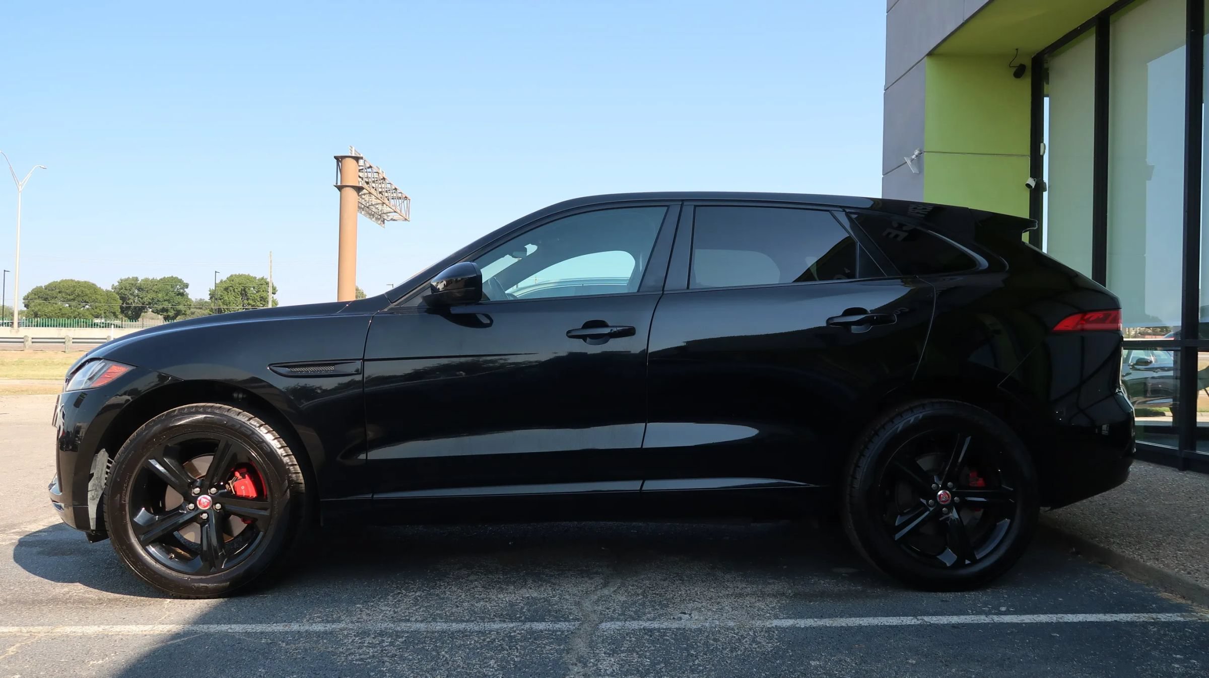 Used 2019 Jaguar F-PACE S AWD/4WD image 7