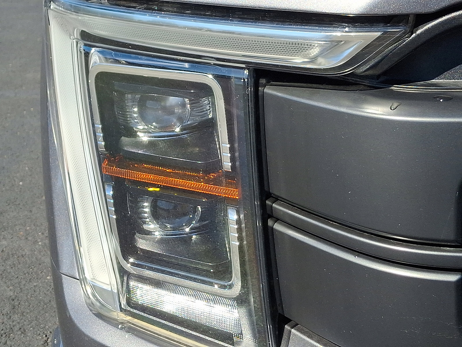 Used 2021 Ford F150 Lariat w/ Equipment Group 502A High image 29