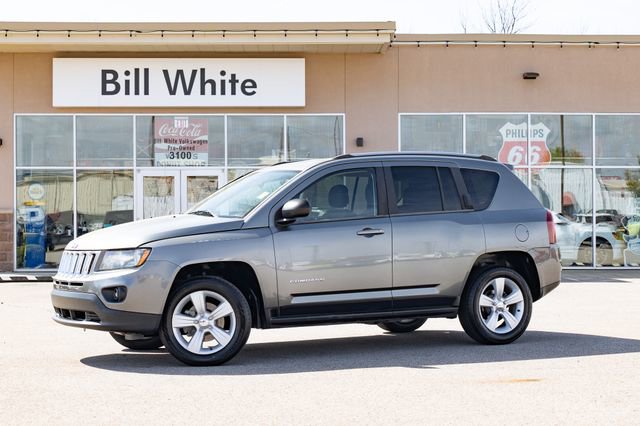 Used 2014 Jeep Compass Sport image 1