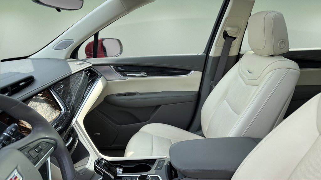 Certified 2023 Cadillac XT6 Premium Luxury w/ Technology Package image 19