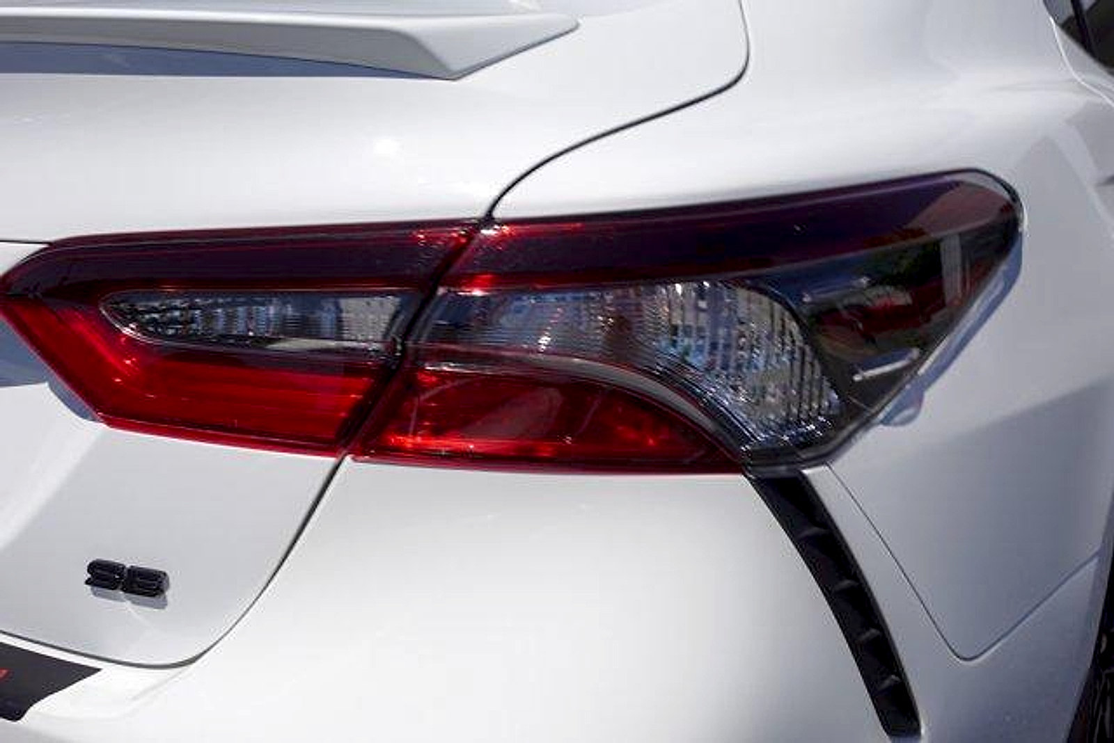 Used 2023 Toyota Camry SE FWD image 5