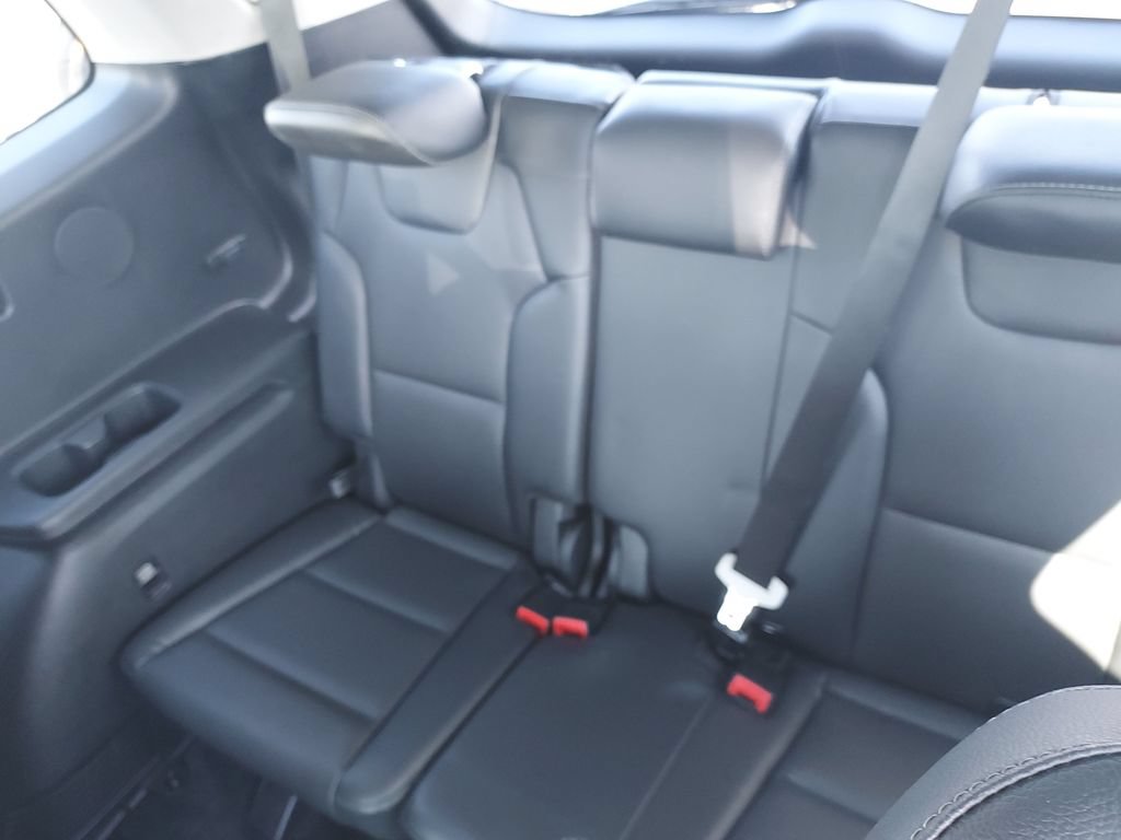 Certified 2025 Kia Telluride EX w/ EX Captain's Chair Package AWD/4WD image 25