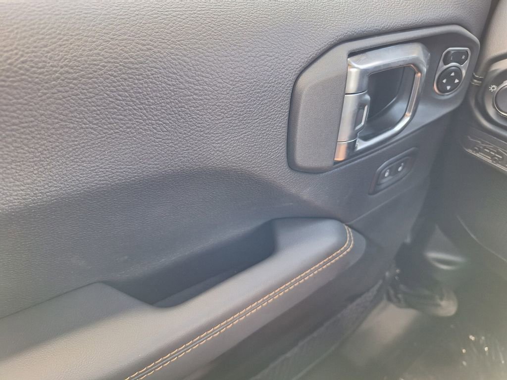 New 2025 Jeep Wrangler Sahara image 23