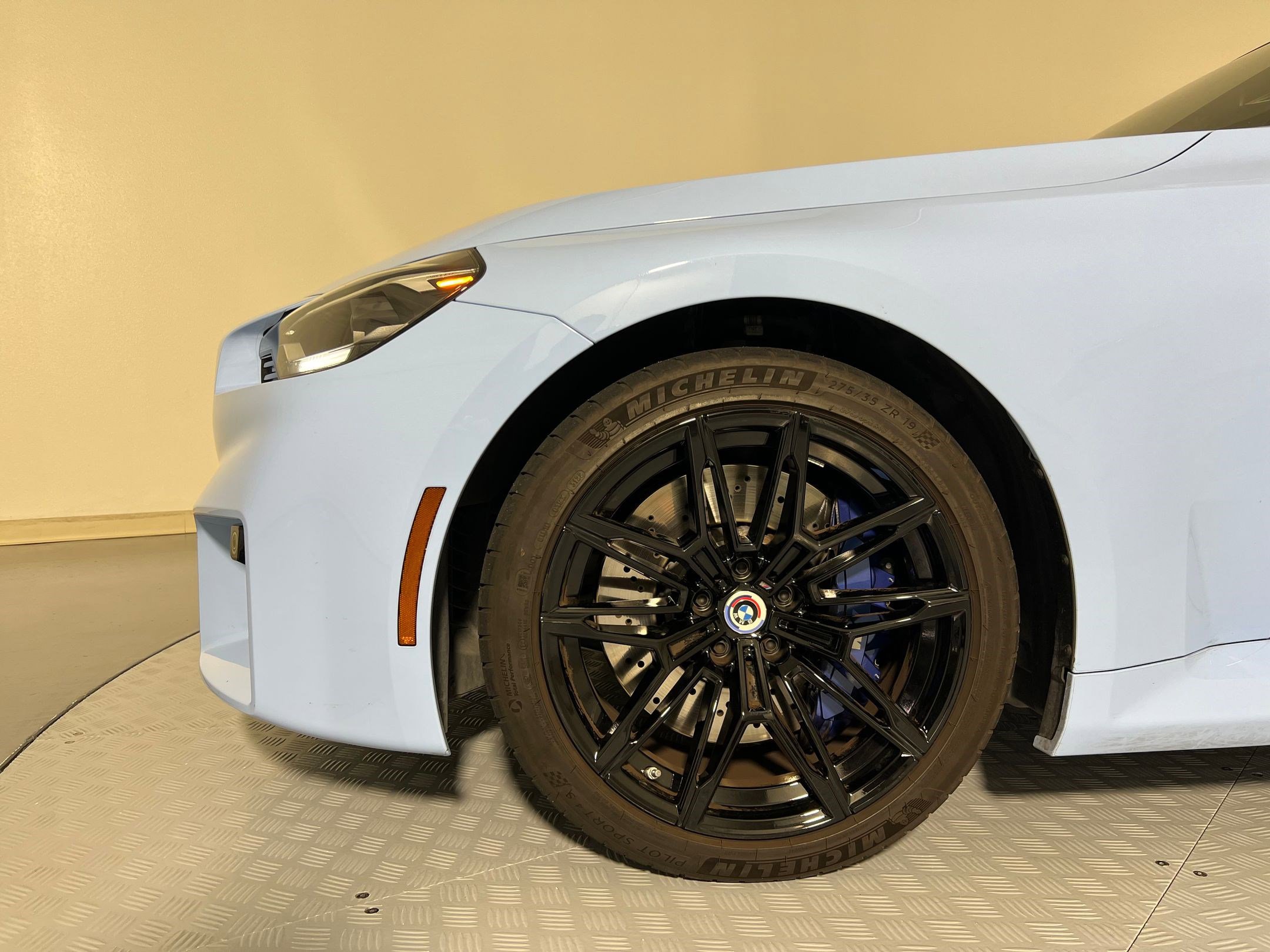 Used 2023 BMW M2 image 11