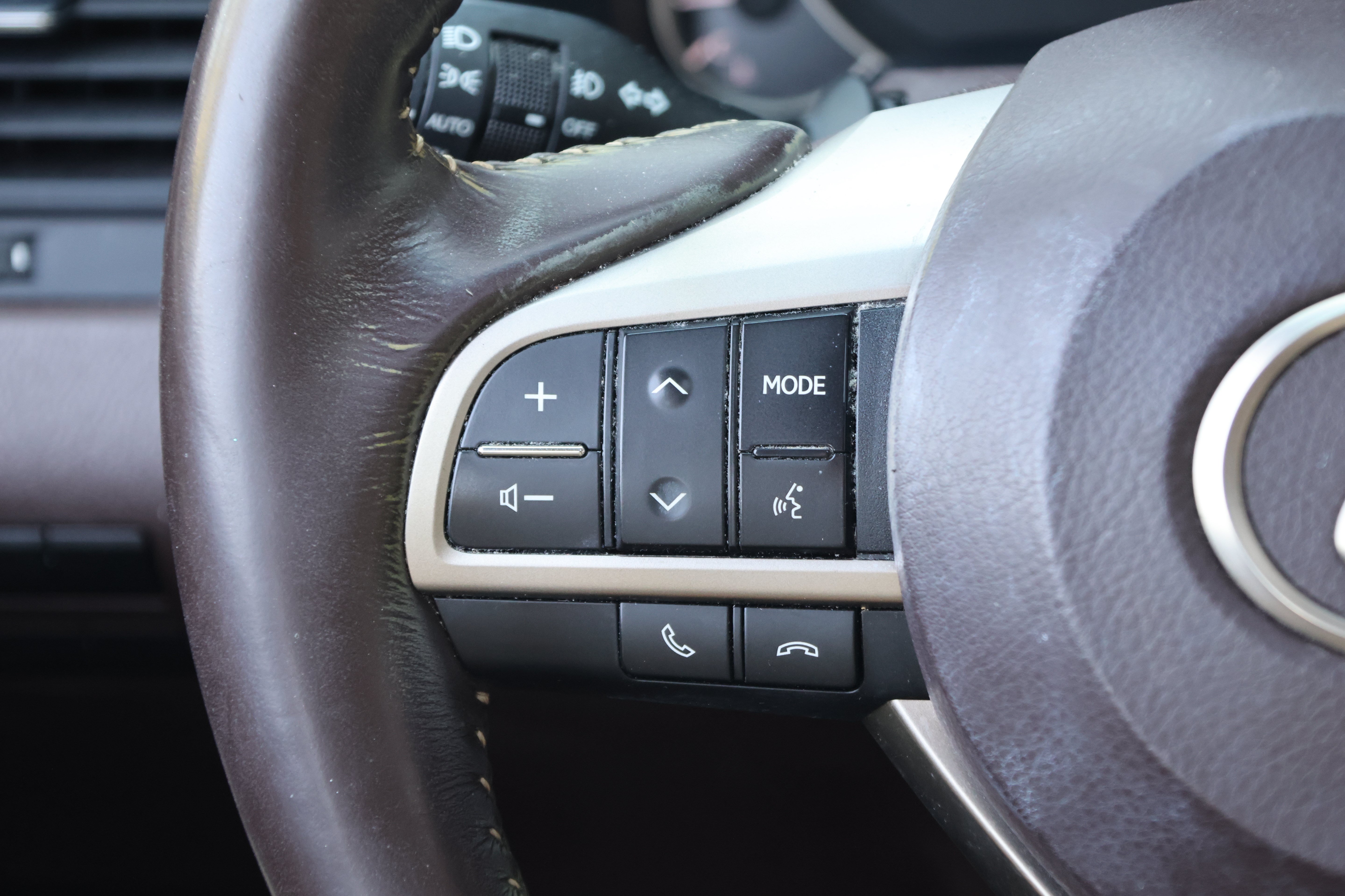 Used 2016 Lexus RX 350 AWD w/ Premium Package image 18