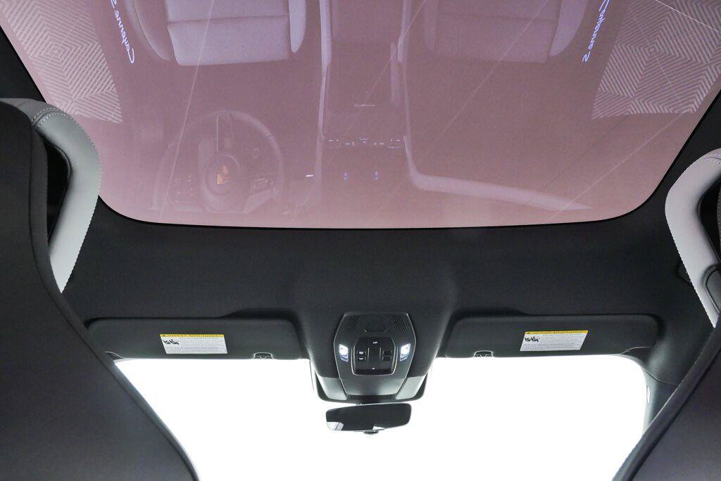 New 2026 Porsche Cayenne S AWD/4WD image 22