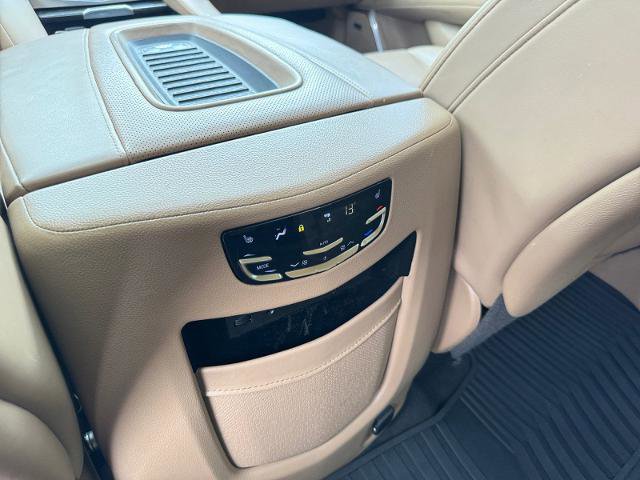 Used 2018 Cadillac Escalade Platinum AWD/4WD image 21