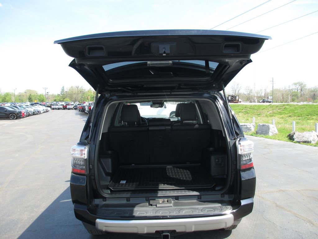 Used 2023 Toyota 4Runner TRD Off-Road Premium w/ Moonroof Package image 8