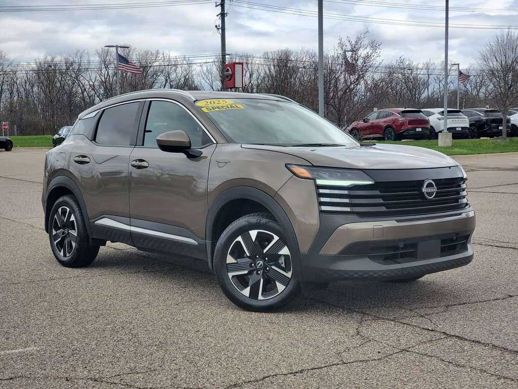 Used 2025 Nissan Kicks SV w/ SV Premium Package AWD/4WD image 1
