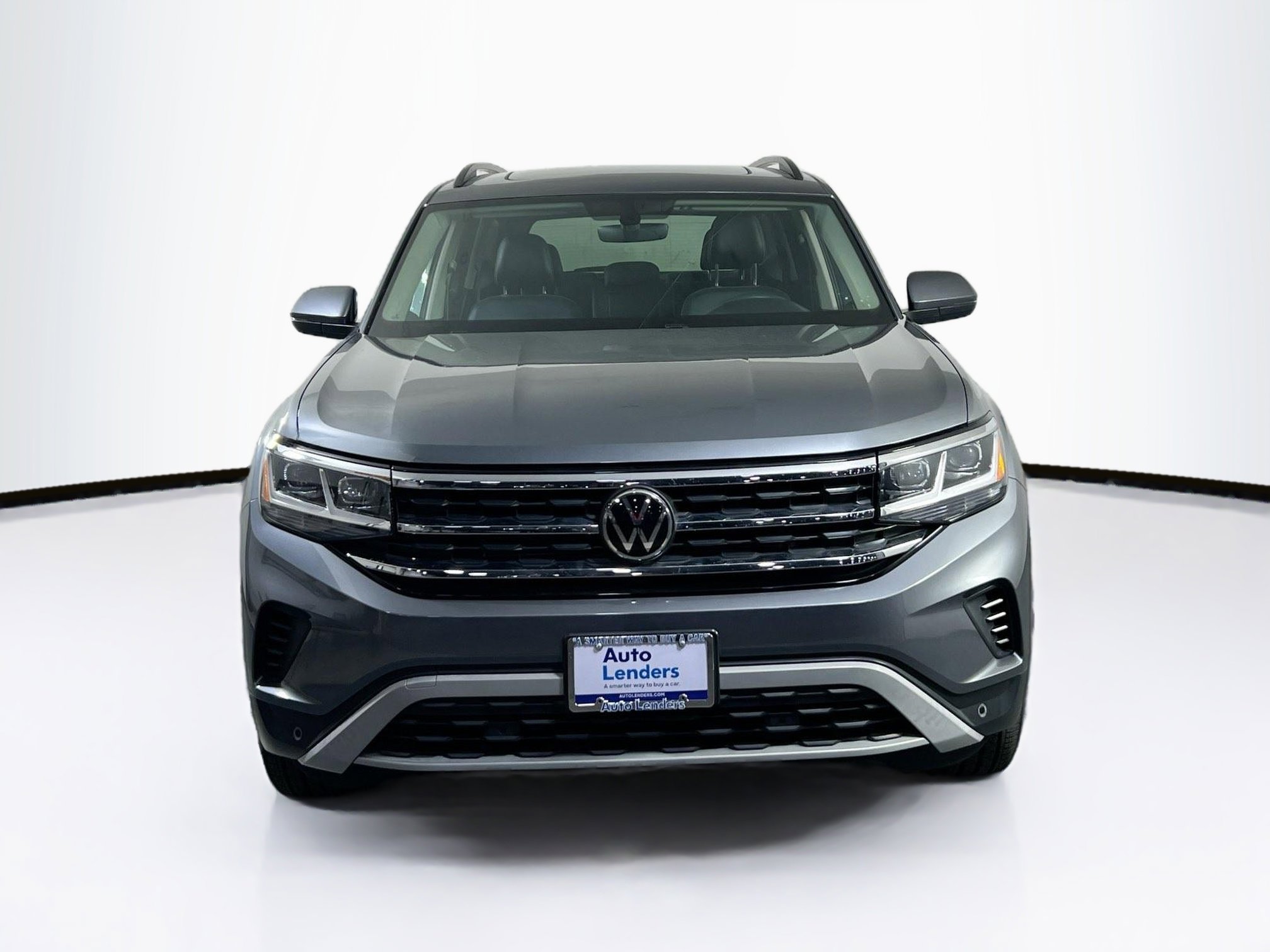 Used 2022 Volkswagen Atlas SE image 2