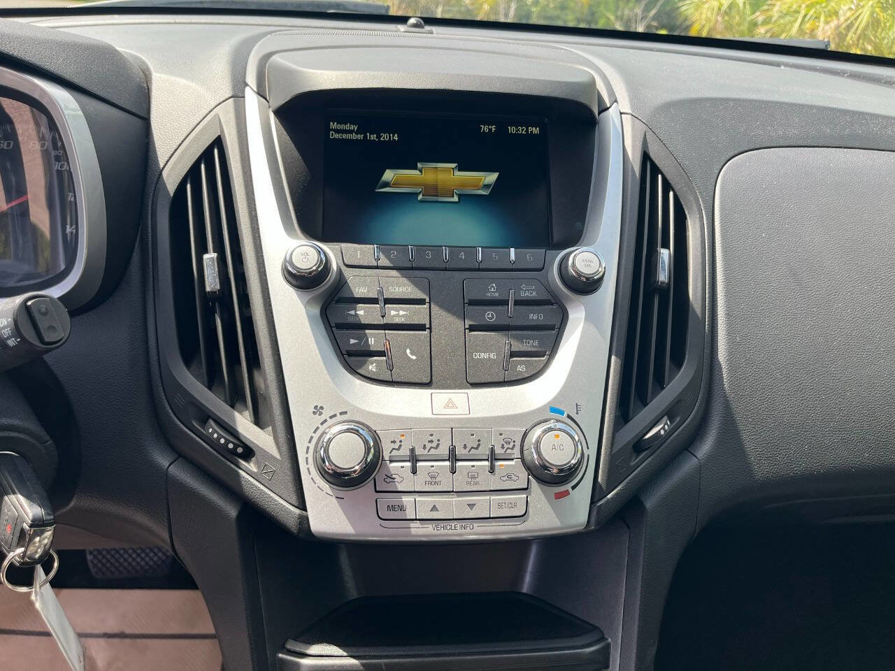 Used 2017 Chevrolet Equinox LS FWD image 13