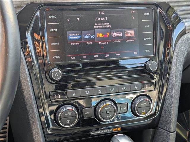 Used 2020 Volkswagen Passat 2.0T R-Line image 13