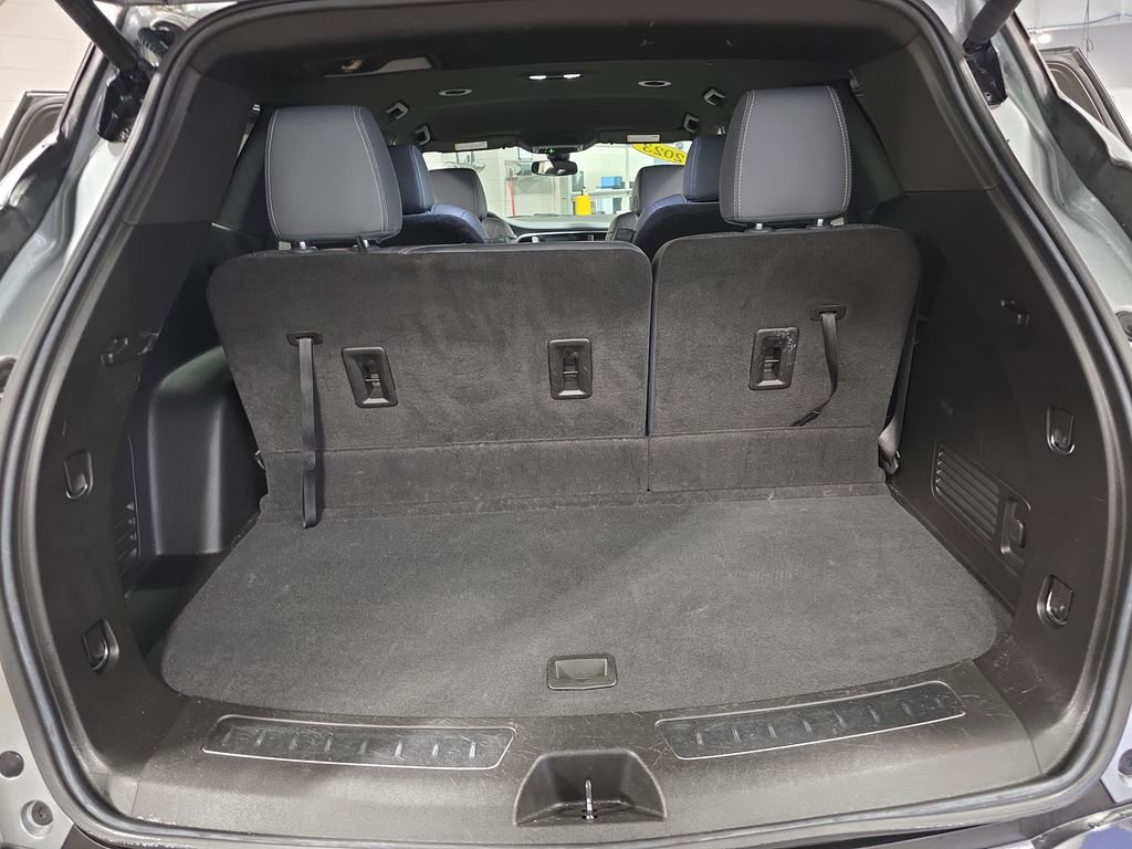 Certified 2023 Buick Enclave Essence image 13